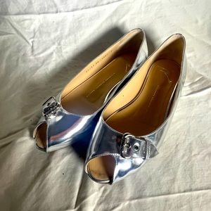 Giuseppe Zanotti leather silver peep toe flats with buckle